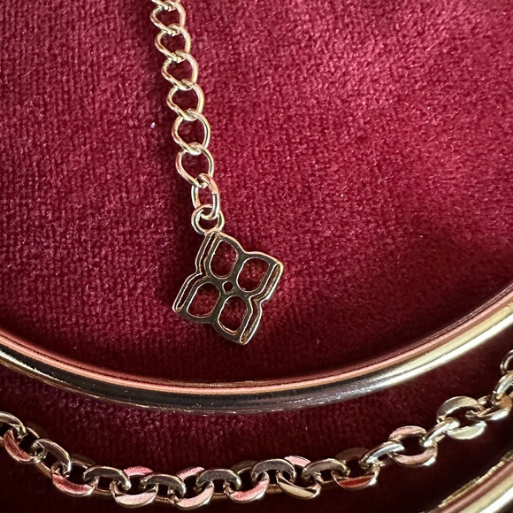 Vintage BCBGMaxAzria Gold Layered Fringe Necklace - Picture 4 of 4